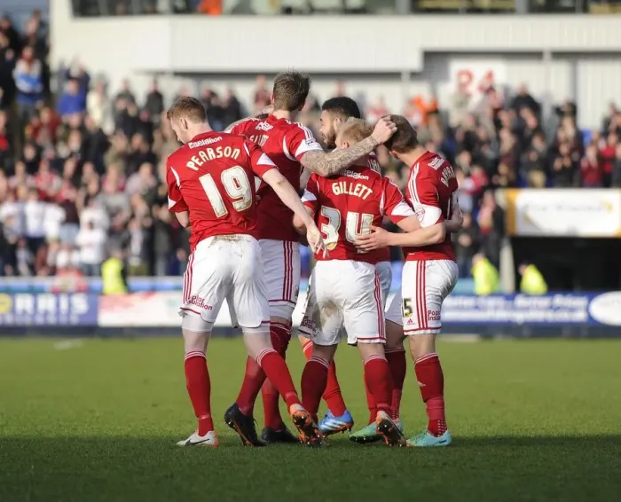 Framed Print : Bristol City Celebrates Joe Bryan's Goal Against Shrewsbury Town, March 8, 2014