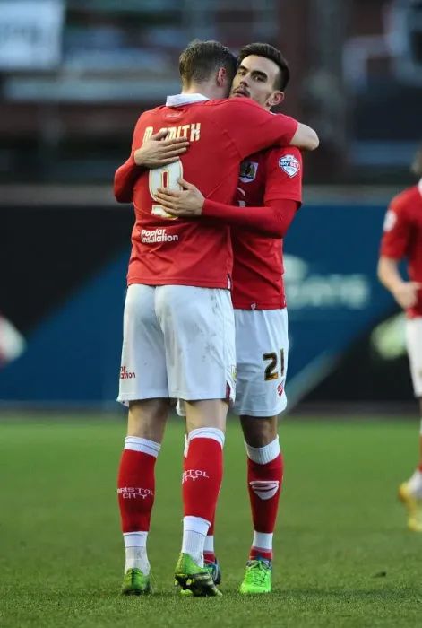 Framed Print : Bristol City Celebrates Win: Matt Smith and Marlon Pack Embrace after Goal vs. Fleetwood Town (01 / 02 / 2015) Framed Print : Bristol City Celebrates Win: Matt Smith and Marlon Pack Embrace after Goal vs. Fleetwood Town (01 / 02 / 2015)