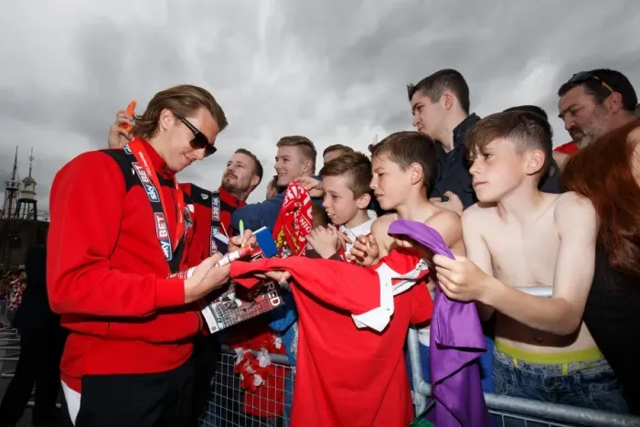 Framed Print : Bristol City Champions: Luke Freeman and Wade Elliott's Triumphant Bus Parade with Adoring Fans