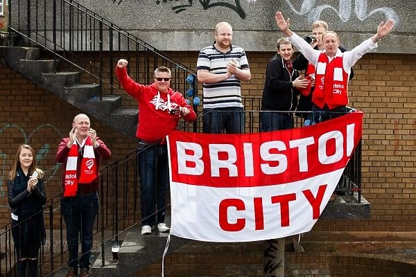 Bristol City: Champions Parade - Celebrating League 1 and Johnstones Paint Trophy Victories