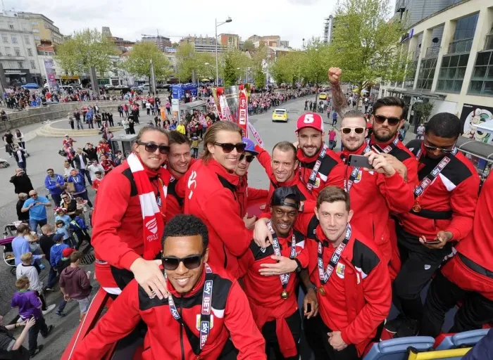 Framed Print : Bristol City Champions: Victory Parade on Open Top Bus Tour (May 2015)
