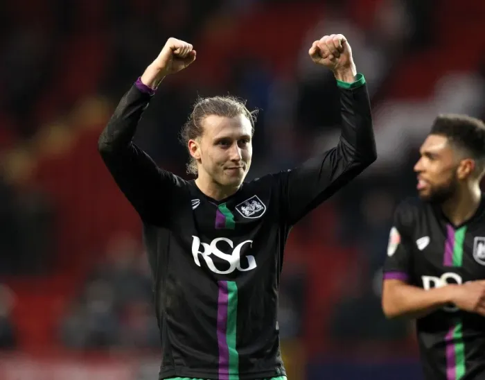 Framed Print : Bristol City Claims Championship Victory Over Charlton Athletic: Luke Freeman's Emotional Celebration