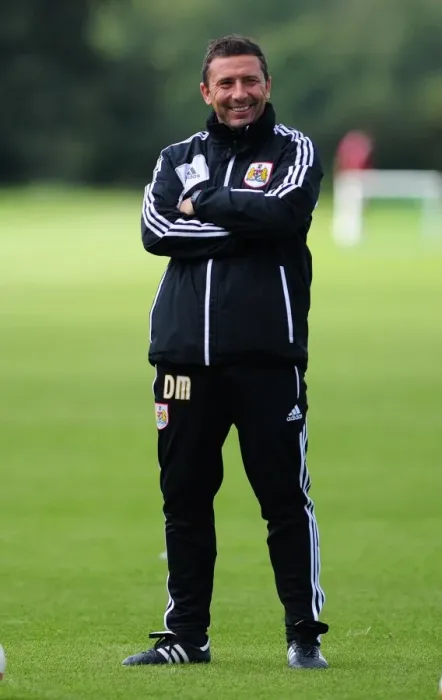 Framed Print : Bristol City: Derek McInnes Leads Training Session, September 2012 Framed Print : Bristol City: Derek McInnes Leads Training Session, September 2012