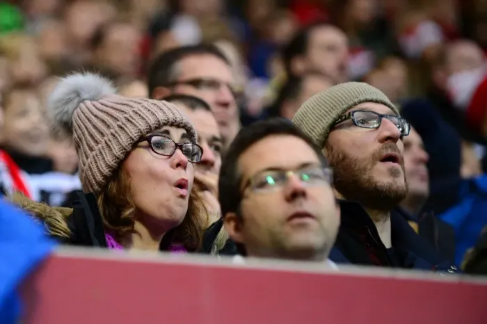 Framed Print : Bristol City Fans in Action at Ashton Gate: Bristol City vs. Preston North End, Sky Bet Championship (17 / 12 / 2016)
