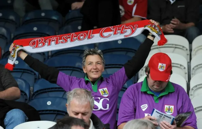 Framed Print : Bristol City Fans in Action at Rochdale AFC Match, Sky Bet League One, 2014 Framed Print : Bristol City Fans in Action at Rochdale AFC Match, Sky Bet League One, 2014