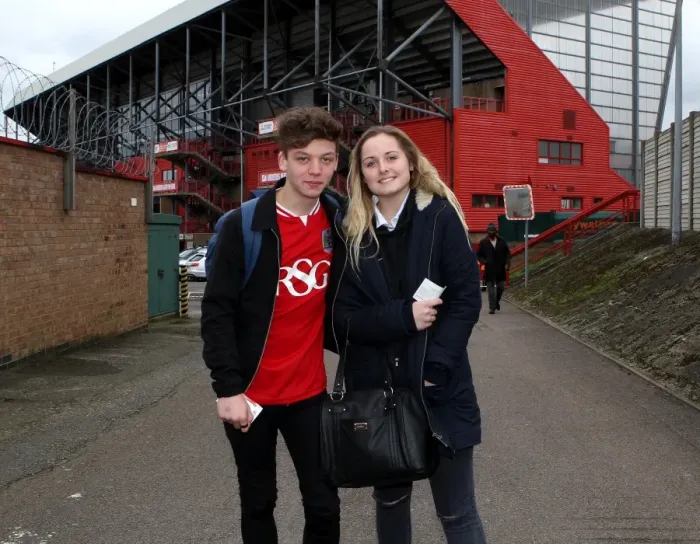 Framed Print : Bristol City Fans Arrive at The Valley for Charlton Showdown, Sky Bet Championship (06.02.2016) Framed Print : Bristol City Fans Arrive at The Valley for Charlton Showdown, Sky Bet Championship (06.02.2016)