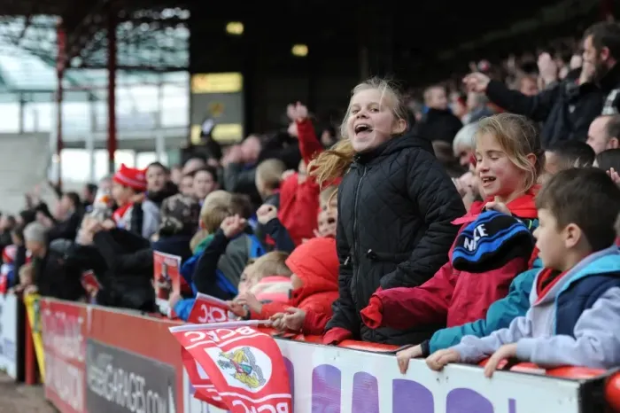 Framed Print : Bristol City Fans Celebrate at Ashton Gate during Bristol City vs Sheffield United Match, Sky Bet League One Framed Print : Bristol City Fans Celebrate at Ashton Gate during Bristol City vs Sheffield United Match, Sky Bet League One