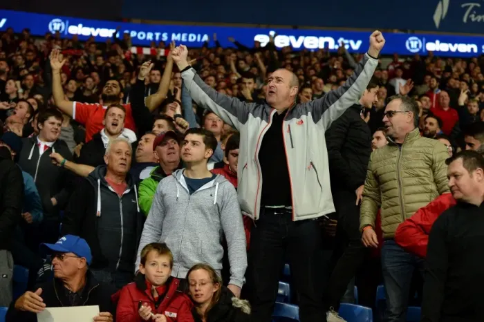 Framed Print : Bristol City Fans Celebrate at Cardiff City Stadium, Sky Bet Championship 2016