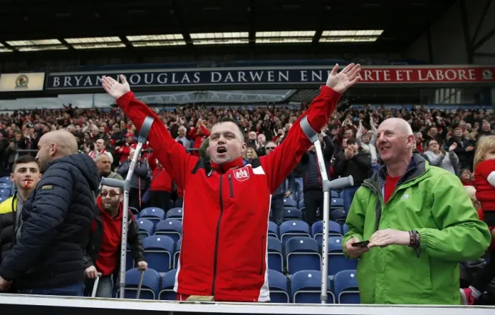 Framed Print : Bristol City Fans Celebrate at Ewood Park during Sky Bet Championship Match against Blackburn Rovers Framed Print : Bristol City Fans Celebrate at Ewood Park during Sky Bet Championship Match against Blackburn Rovers