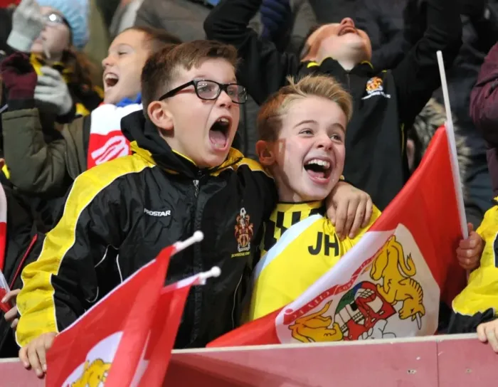 Framed Print : Bristol City Fans Celebrate Luke Freeman's Goal Against Ipswich Town (03 / 12 / 2016)