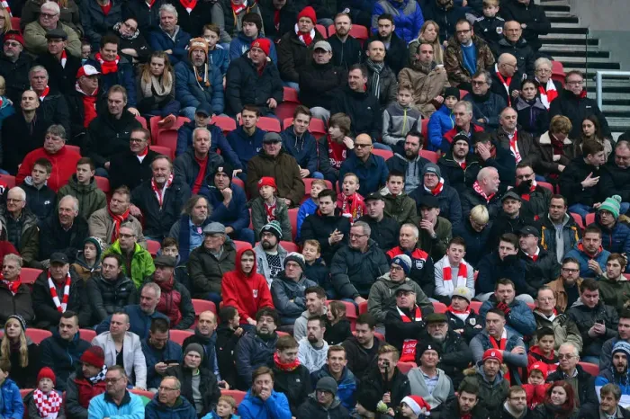 Framed Print : Bristol City Fans in Full Force at Ashton Gate: Sky Bet Championship Match against Preston North End (17 / 12 / 2016) Framed Print : Bristol City Fans in Full Force at Ashton Gate: Sky Bet Championship Match against Preston North End (17 / 12 / 2016)