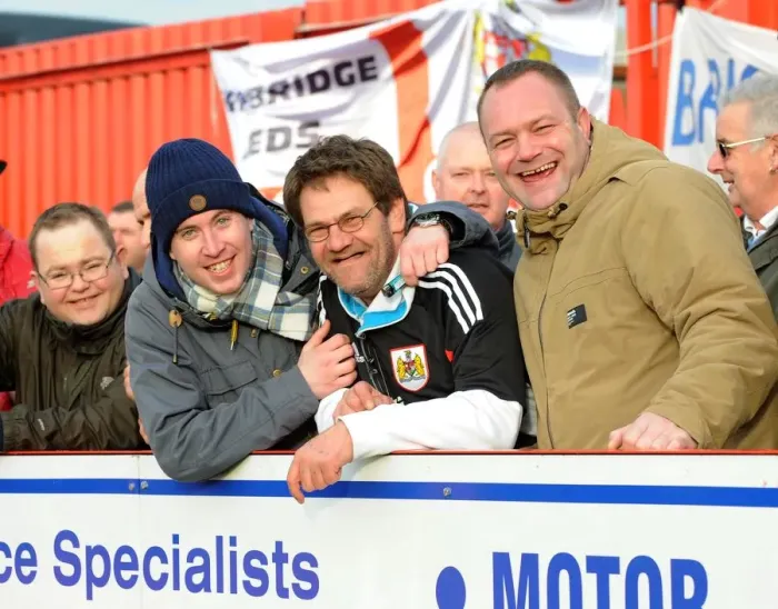Framed Print : Bristol City Fans in Full Force at FA Cup Second Round: Tamworth vs. Bristol City (Dougie Allward / JMP, 08 / 12 / 2013)