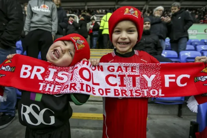 Framed Print : Bristol City Fans in Full Force at Reading's Madejski Stadium, Championship Match, 2016 Framed Print : Bristol City Fans in Full Force at Reading's Madejski Stadium, Championship Match, 2016