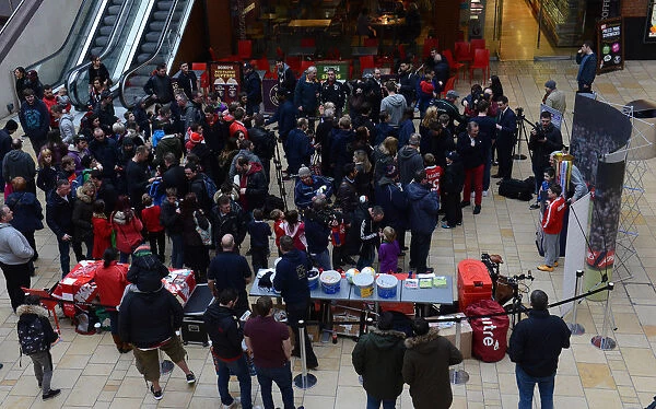Bristol City Fans Gather at Cabot Circus Ahead of Johnstones Paint Trophy Match