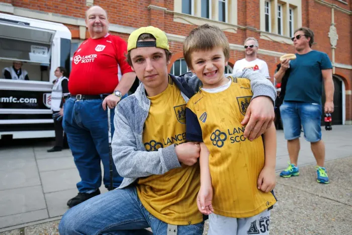 Framed Print : Bristol City Fans Gather at Craven Cottage Ahead of Fulham Match, September 2016 Framed Print : Bristol City Fans Gather at Craven Cottage Ahead of Fulham Match, September 2016