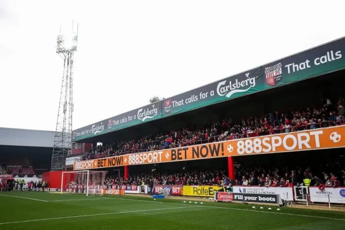 Framed Print : Bristol City Fans at Griffin Park, 2017: A Sea of Passion during Brentford vs. Bristol City Championship Match Framed Print : Bristol City Fans at Griffin Park, 2017: A Sea of Passion during Brentford vs. Bristol City Championship Match