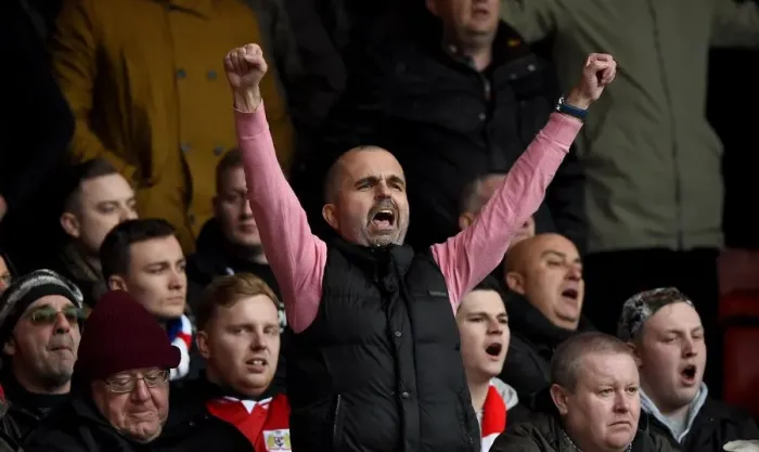 Framed Print : Bristol City Fan's Passionate Support at Nottingham Forest vs. Bristol City, Sky Bet Championship (27 / 02 / 2016)