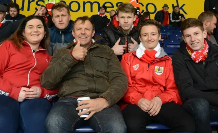 Framed Print : Bristol City Fans at Preston North End's Deepdale Stadium, Sky Bet League One Match, 11-04-2015 Framed Print : Bristol City Fans at Preston North End's Deepdale Stadium, Sky Bet League One Match, 11-04-2015