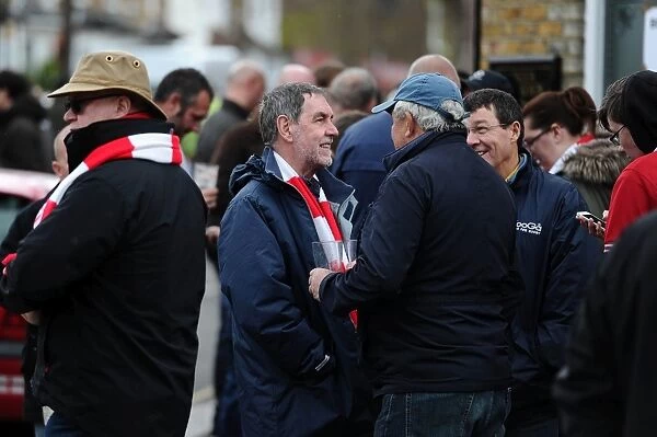 Bristol City Fans Rally at The Griffin Pub Ahead of Brentford Showdown, Sky Bet Championship 2016