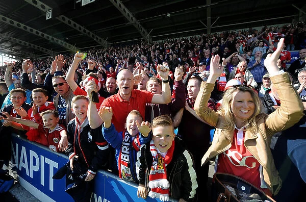 Bristol City Fans Thrilling Day: Chesterfield vs. Bristol City, Sky Bet League One (April 2015)