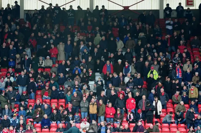 Framed Print : Bristol City Fans in Full Throat at Ashton Gate: Bristol City vs. Middlesbrough, Npower Championship (09 / 03 / 2013) Framed Print : Bristol City Fans in Full Throat at Ashton Gate: Bristol City vs. Middlesbrough, Npower Championship (09 / 03 / 2013)