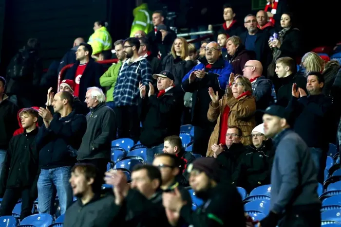 Framed Print : Bristol City Fans Unite: A Sea of Applause at Full-Time vs. Huddersfield Town (10.12.16) Framed Print : Bristol City Fans Unite: A Sea of Applause at Full-Time vs. Huddersfield Town (10.12.16)
