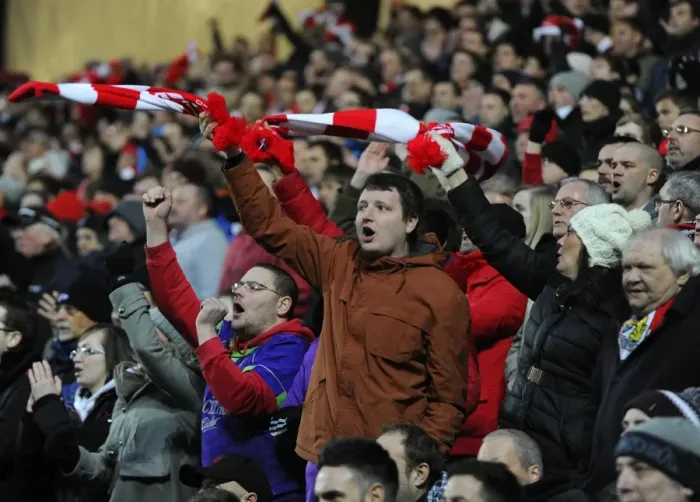 Framed Print : Bristol City Fans Unwavering Support at MK Dons vs. Bristol City, Sky Bet League One (07.02.2015)