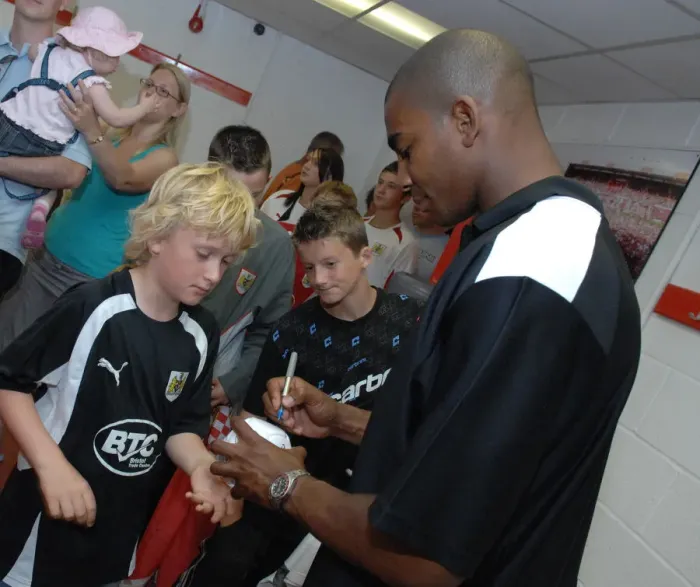 Framed Print : Bristol City FC 08-09 Season Open Day: Meeting the First Team Framed Print : Bristol City FC 08-09 Season Open Day: Meeting the First Team