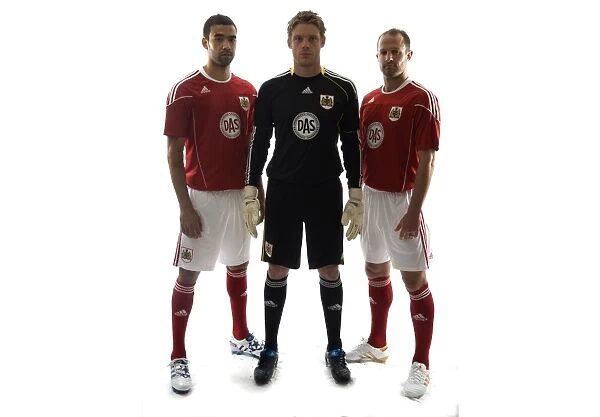 Bristol City FC: 09-10 New Kit Unveiled - Season Preview
