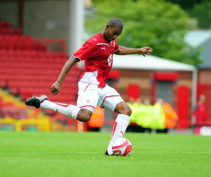 Framed Print : Bristol City FC: 09-10 Pre-Season Friendly vs Wycombe Wanderers - A Glimpse into First Team Training Framed Print : Bristol City FC: 09-10 Pre-Season Friendly vs Wycombe Wanderers - A Glimpse into First Team Training