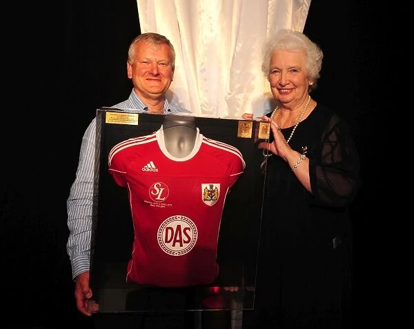 Bristol City FC: 10-11 Season End of Year Awards - First Team Honors: Celebrating Success at the End of Season Dinner