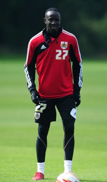 Framed Print : Bristol City FC: Albert Adomah in Focus during September 2012 Training