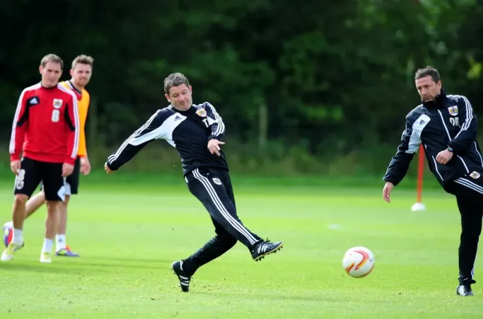 Framed Print : Bristol City FC: Assistant Manager Tony Docherty Conducts Training Session Framed Print : Bristol City FC: Assistant Manager Tony Docherty Conducts Training Session