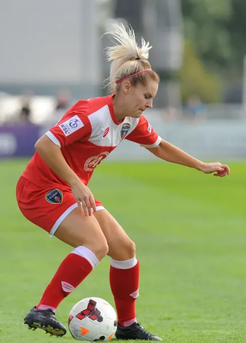 Framed Print : Bristol City FC: BAWFC vs Manchester City Ladies - Nicola Watts in Action Framed Print : Bristol City FC: BAWFC vs Manchester City Ladies - Nicola Watts in Action