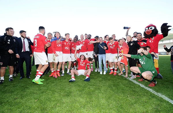 Bristol City FC: Celebrating League One Championship Glory (April 2015)