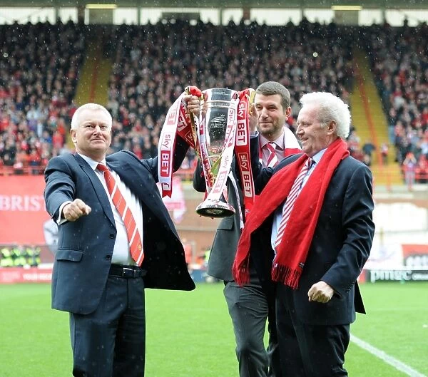 Bristol City FC: Celebrating Promotion to Sky Bet League One with Steve Lansdown, Jon Lansdown, and Keith Dawe and the League One Trophy
