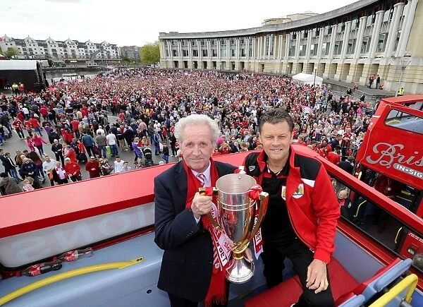 Bristol City FC: Champions Triumph - Steve Cotterill and Keith Dawe Lift the Sky Bet League One Trophy Amid Thousands of Ecstatic Fans