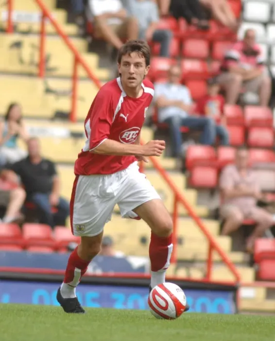 Framed Print : Bristol City FC: Cole Skuse Gearing Up for Pre-Season Training