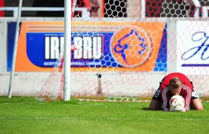 Framed Print : Bristol City FC: Dean Gerken in Pre-Season Training, Scotland Tour (July 2012)