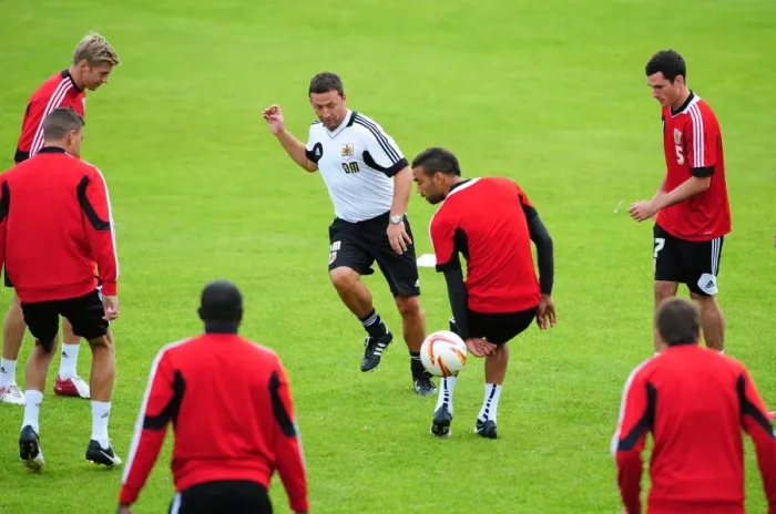 Framed Print : Bristol City FC: Derek McInnes Joins Players in Pre-Season Training, July 2012 Framed Print : Bristol City FC: Derek McInnes Joins Players in Pre-Season Training, July 2012
