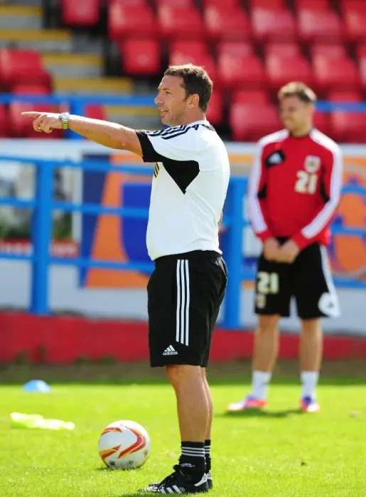 Framed Print : Bristol City FC: Derek McInnes Leads Pre-Season Training, July 2012 Framed Print : Bristol City FC: Derek McInnes Leads Pre-Season Training, July 2012
