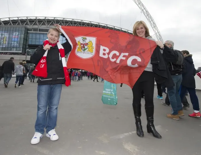 Framed Print : Bristol City FC Fans Heading to Wembley for Johnstone's Paint Trophy Final vs. Walsall, 2015 Framed Print : Bristol City FC Fans Heading to Wembley for Johnstone's Paint Trophy Final vs. Walsall, 2015