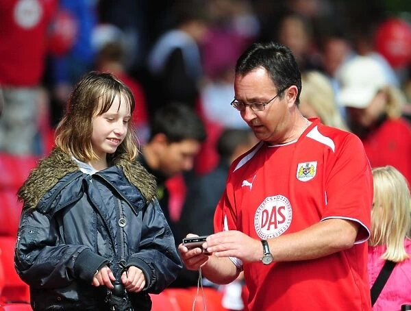 Bristol City FC First Team Open Day 09-10: Behind the Scenes with the Squad