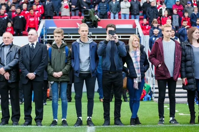 Framed Print : Bristol City FC Honors Gerry Gow: A Minutes Silence in Memoriam at Ashton Gate Stadium