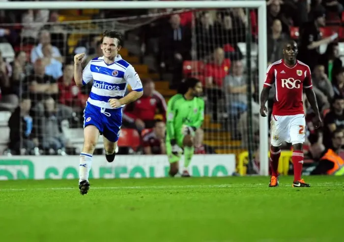 Framed Print : Bristol City FC: Jay Tabb Scores Late Winner Against Reading in Championship Match, September 2011 Framed Print : Bristol City FC: Jay Tabb Scores Late Winner Against Reading in Championship Match, September 2011
