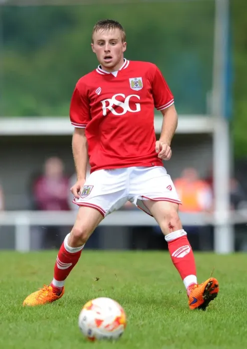Framed Print : Bristol City FC: Joe Morrell in Action at Pre-Season Friendly, 2015