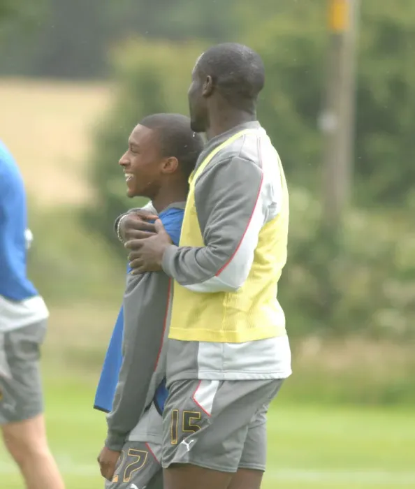 Framed Print : Bristol City FC: Jordan Walker and Enoch Showunmi in Training (07-08) Framed Print : Bristol City FC: Jordan Walker and Enoch Showunmi in Training (07-08)