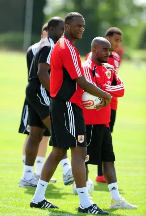 Framed Print : Bristol City FC: Kalifa Cisse and Jamal Campbell-Ryce Train Together Ahead of New Season Framed Print : Bristol City FC: Kalifa Cisse and Jamal Campbell-Ryce Train Together Ahead of New Season