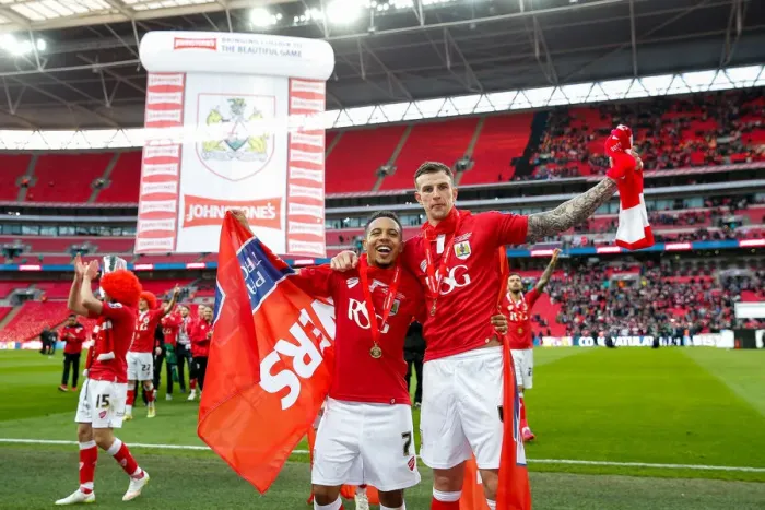 Framed Print : Bristol City FC: Korey Smith and Aden Flint Celebrate Johnstones Paint Trophy Victory
