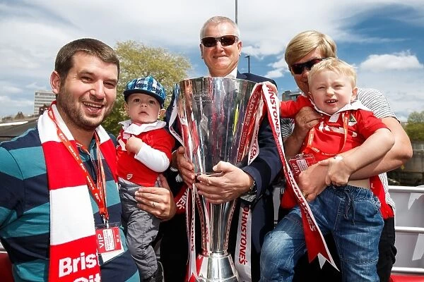 Bristol City FC: The Lansdown Family's Triumphant Moment - Champions Parade